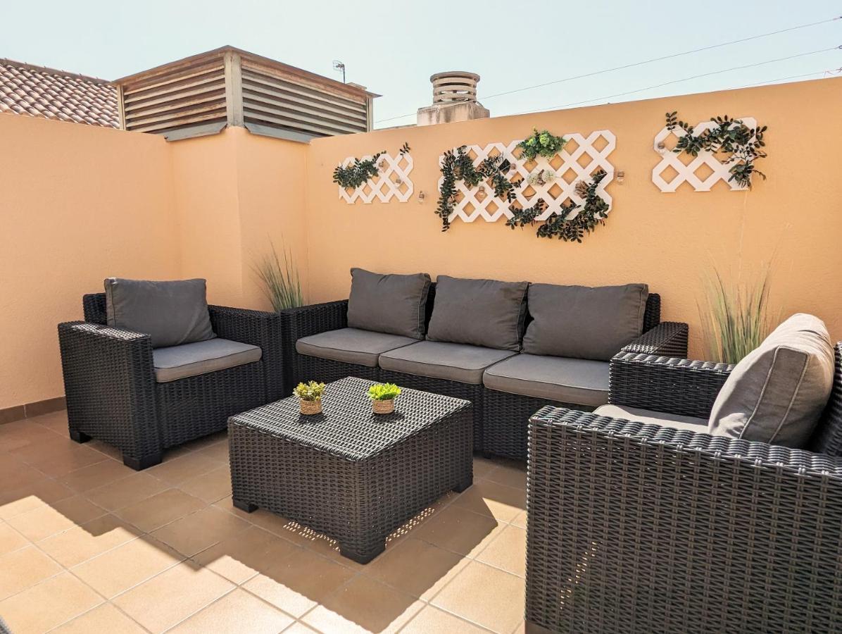 Apartamento Las Palmeras - Con Terraza, Barbacoa, Aire Acondicionado Y A 250M De La Playa! ลอสอัลกาซาเรส ภายนอก รูปภาพ